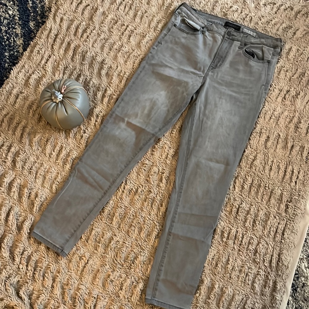 Grey stretch jeggings